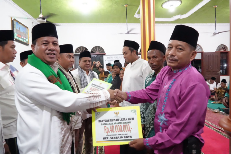 Tak Terbendung, Arus Dukungan Masyarakat Terus Mengalir  Plt Bupati Safari Di Langsat Hulu