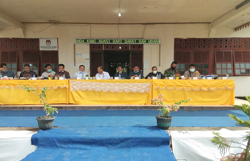 Polsek Kuala Kampar Hadiri Kegiatan Reses Anggota DPRD Kabupaten Pelalawan