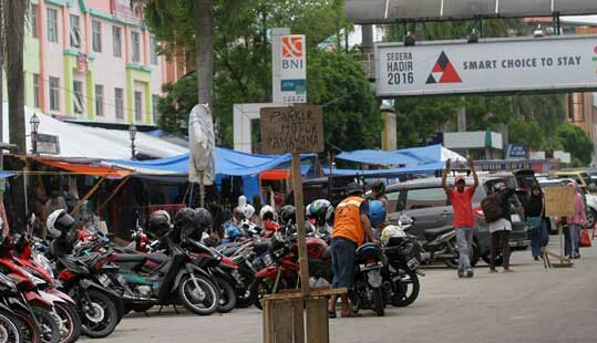 Parkir Liar Marak di Pekanbaru, Ini Kata Kepala Dishubkominfo