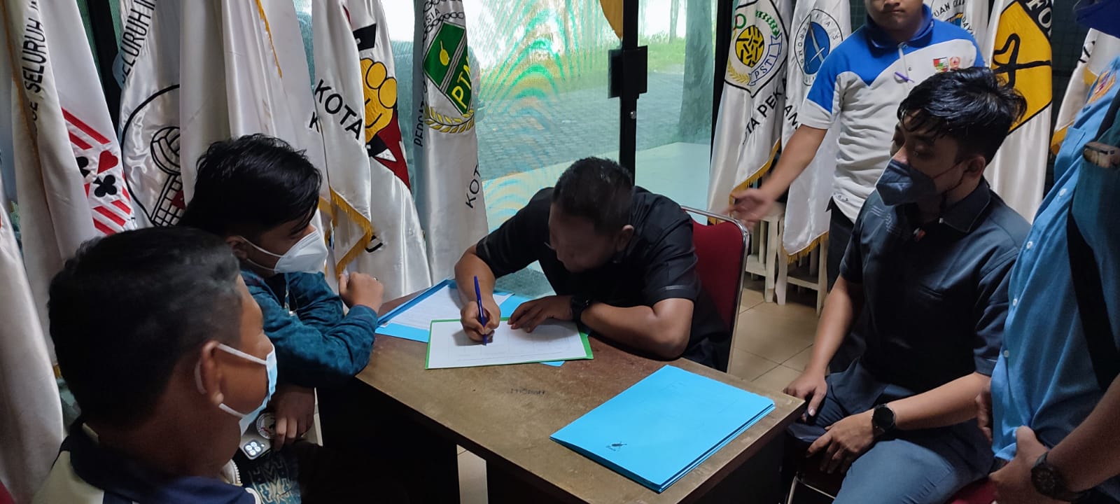 Ade Marton Maju Sebagai Ketua KONI Pekanbaru