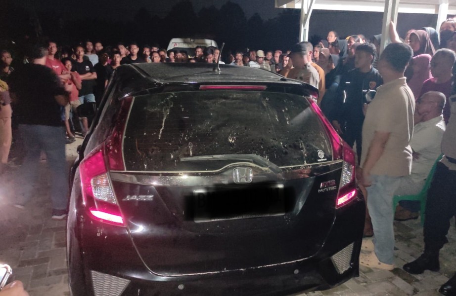 Mobil Tak Bergerak Seharian, Warga Temukan Pengemudinya Sudah Tak Bernyawa