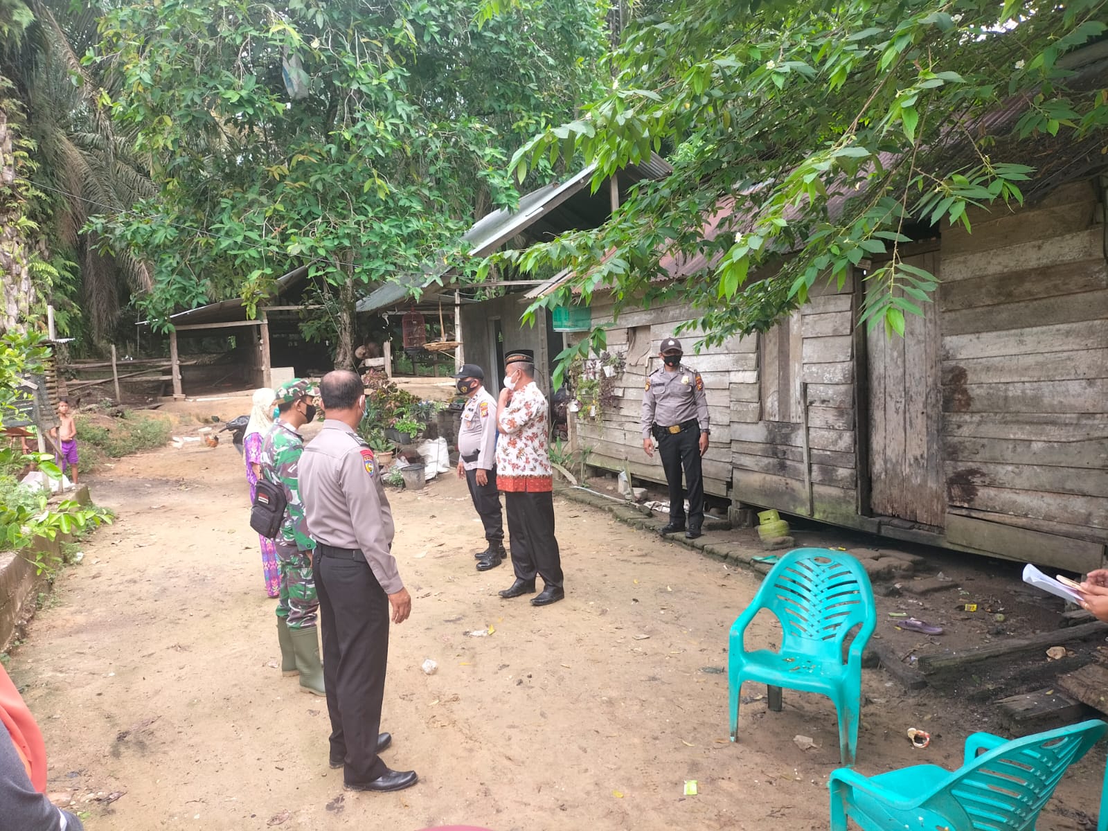 Polsek Pangkalan Lesung Laksanakan 4T Terhadap Pasien Terkonfirmasi Covid-19