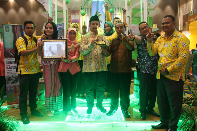 Stand Kabupaten Inhil Terbaik dalam Riau Expo 2016