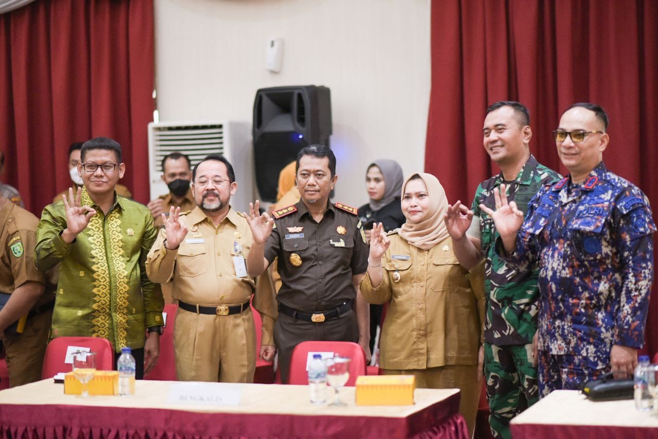 Kapolres Bengkalis Hadiri Penyerahan Penghargaan WTP ke Pemda se-Riau