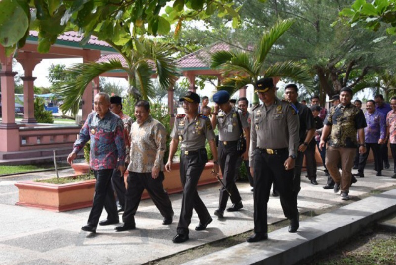 Kapolda dan Gubri Hadiri HUT Dewa