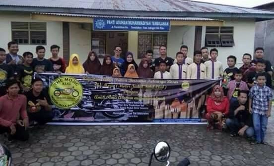Komunitas The Mojic Gelar Buka Puasa Bersama di Panti Asuhan Muhammadiyah