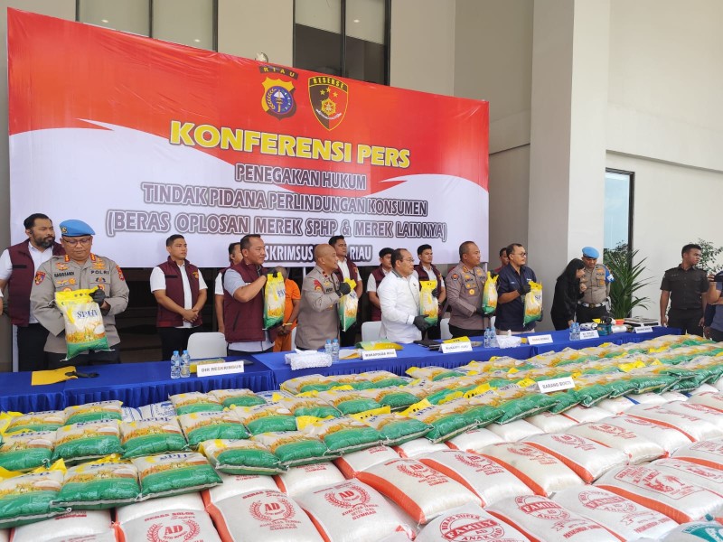 Polda Riau Gagalkan Peredaran Beras Oplosan SPHP, Pelaku Sudah Edarkan 130 Ton
