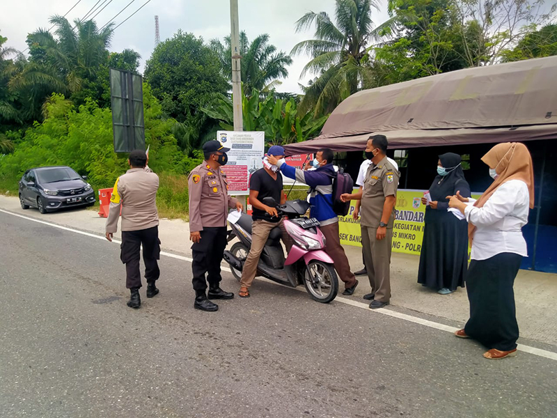 Polsek Bandar Sei Kijang Laksanakan Operasi Yustisi di Pos PPKM