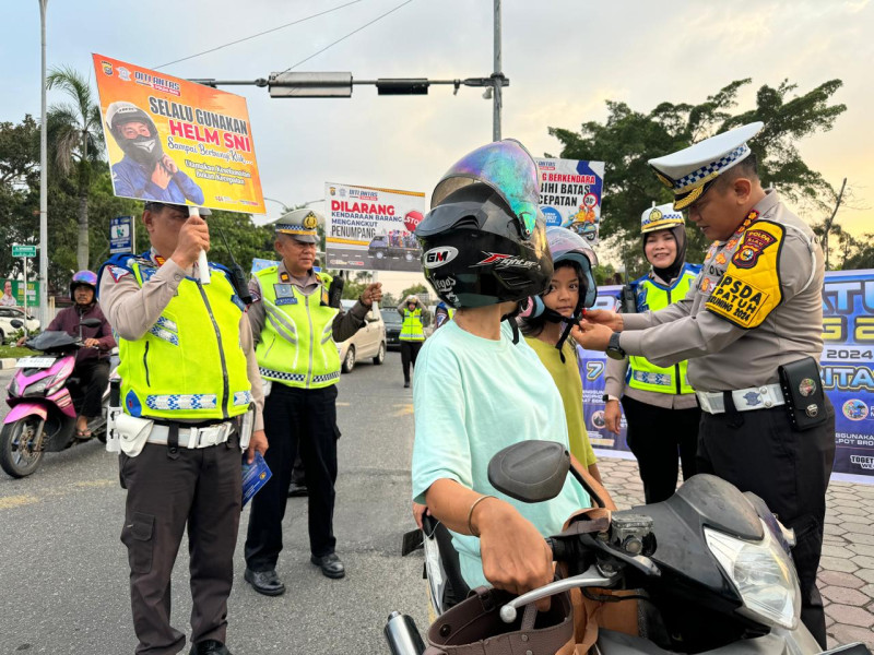 Hari Ke 4, Dirlantas Polda Riau Pimpin Langsung Operasi Patuh Lancang Kuning