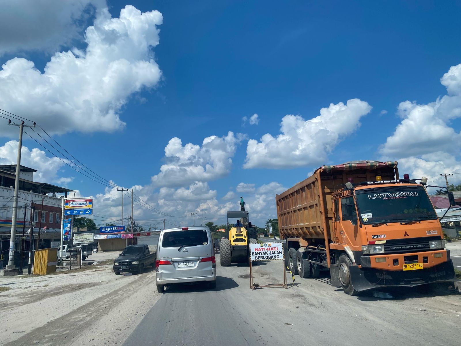 BPJN Riau Gesa Perbaikan 10 Titik pada Ruas Jalan Pekanbaru-Padang
