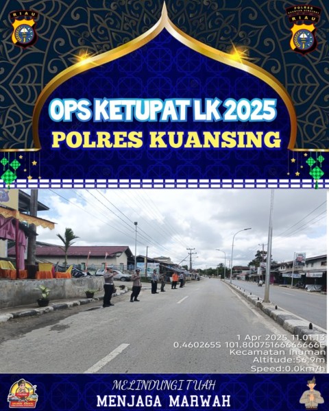 Personel Pos Pam Ketupat Lancang Kuning 2025 Pasar Inuman Laksanakan Pengaturan Lalu Lintas Antisipasi Pelanggaran dan Kecelakaan
