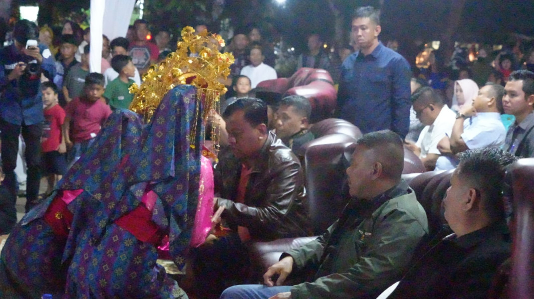 Layur Jalur Desa Pesikaian, Suhardiman Jaring Aspirasi Dan Sampaikan Program UHC