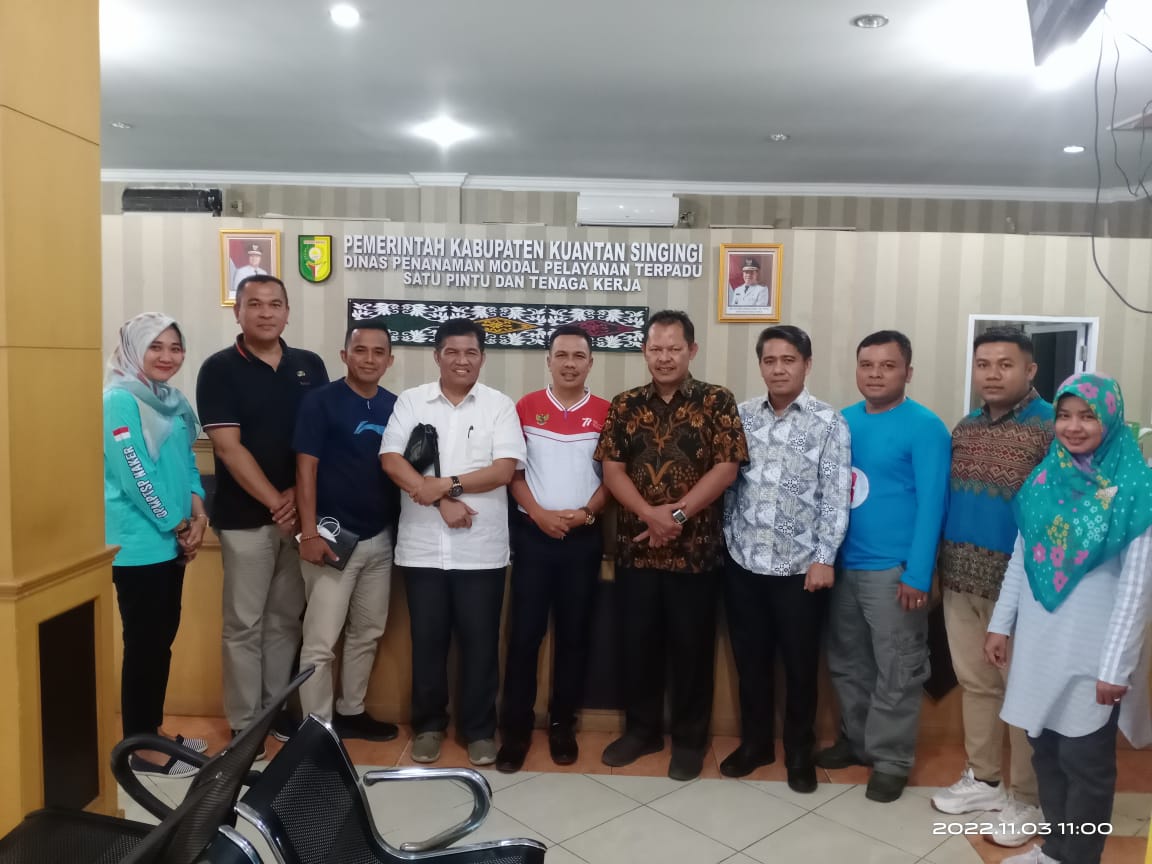 Belajar Terkait Kemudahan Berinvestasi, DPRD Kota Padang Sambangi Dinas PMPTSP Naker Kuansing 