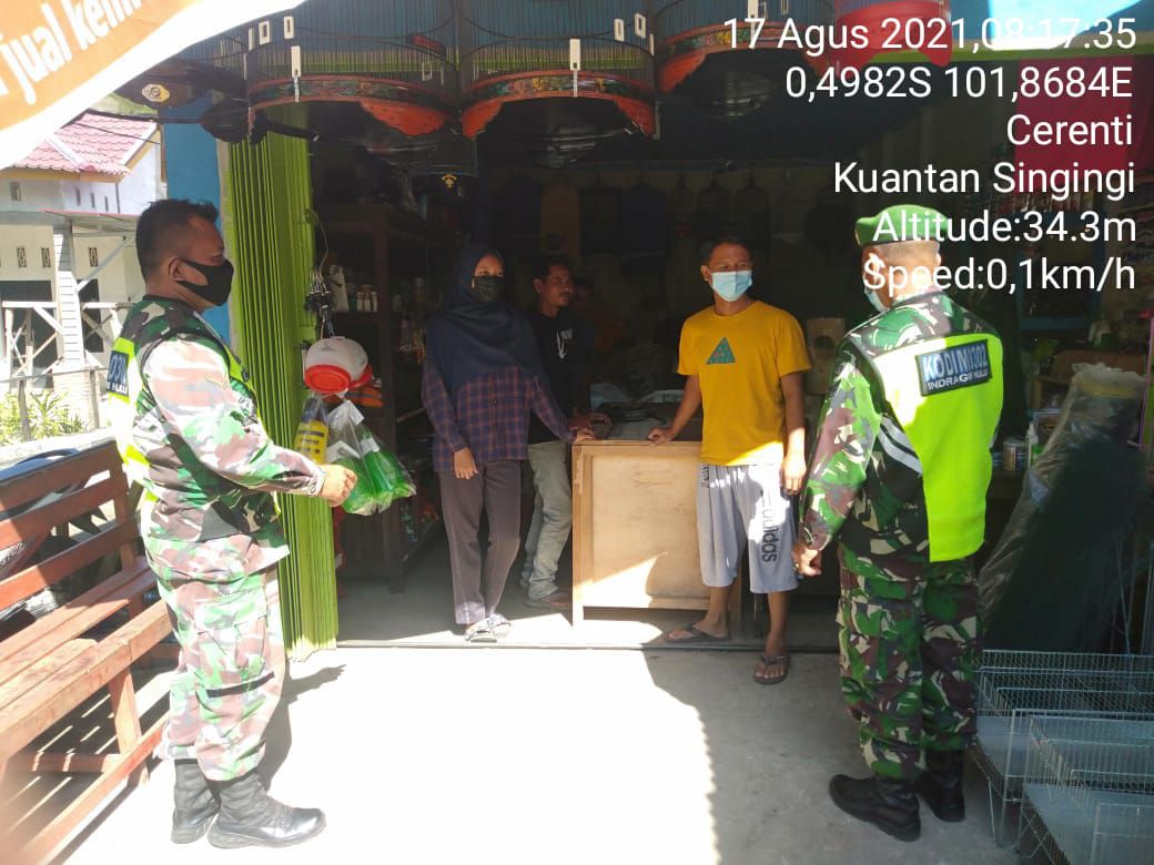 Babinsa Koramil 06/Cerenti Dim 0302/Inhu Edukasi Protokol Kesehatan Covid-19 di Koto Peraku Kecamatan Cerenti Kabupaten Kuansing