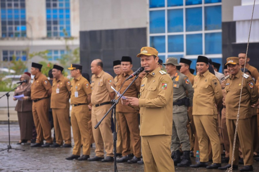 Hari Pertama Kerja Usai Lebaran, Wako Pekanbaru Pimpin Apel dan Ingatkan Pelayanan Maksimal ke Masyarakat