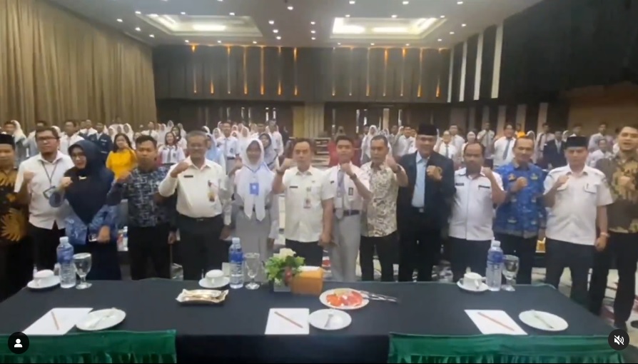 Kadispora Pekanbaru Hazli Fendriyanto Buka Pelatihan Dasar Kepemimpinan Tingkat SMA, SMK, dan MA Se-Kota Pekanbaru