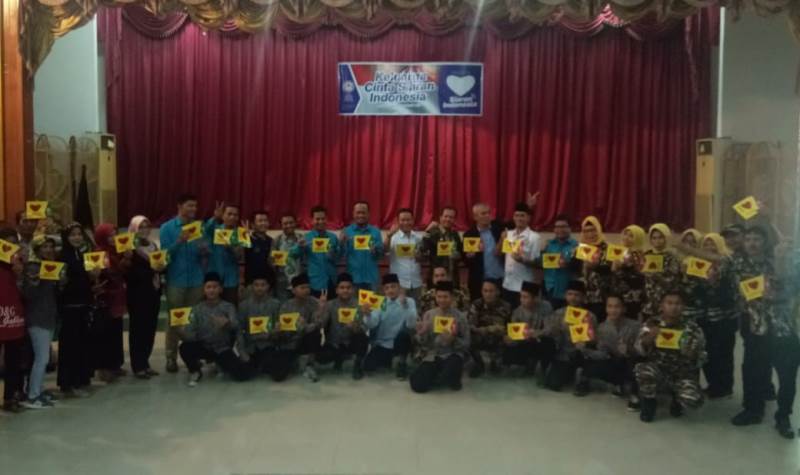 Jaga Kedaulatan Daerah Perbatasan, KPID Riau Bentuk Kelompok Keluarga Cinta Siaran Indonesia di Dumai