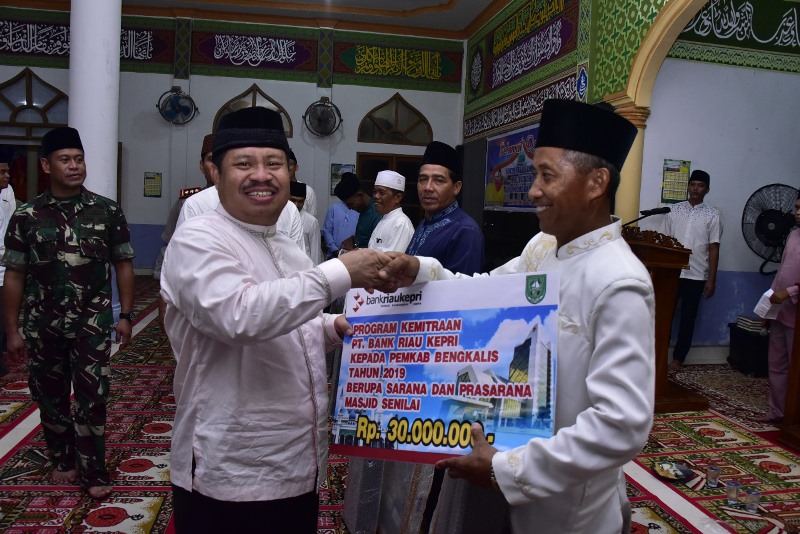 Kabar Gembira! Mulai Tahun Depan, Honor Imam dan Guru Madrasah di Bengkalis Naik