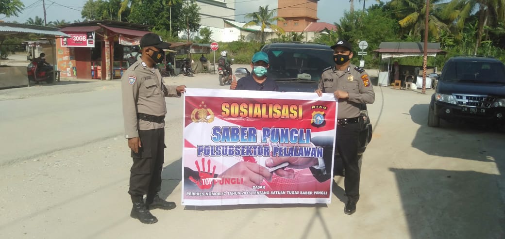 Polsubsektor Pelalawan Edukasi Saber Pungli Kepada Sopir Angkutan Umum