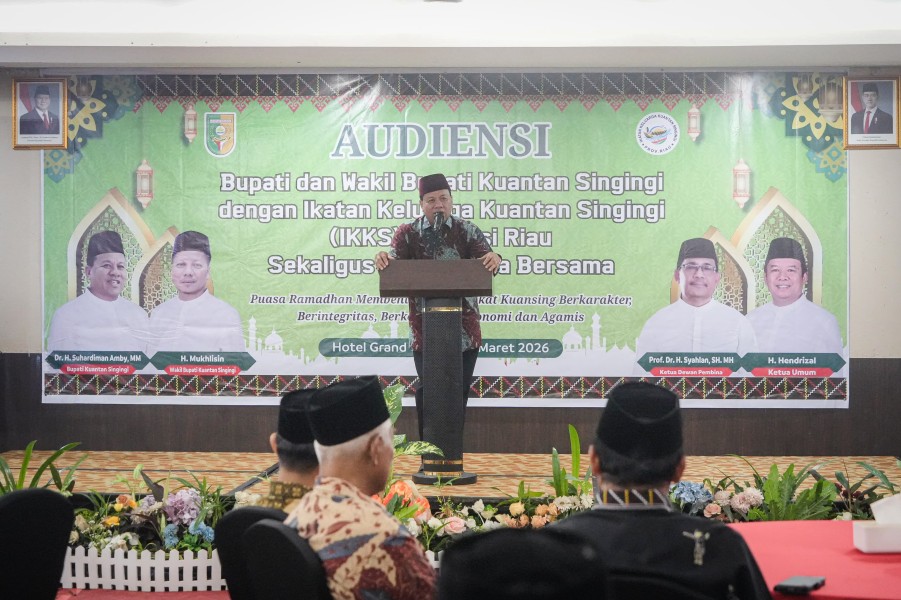 Bupati Kuansing Suhardiman Amby Menghadiri Audiensi dengan IKKS Provinsi Riau sekaligus Buka Bersama 