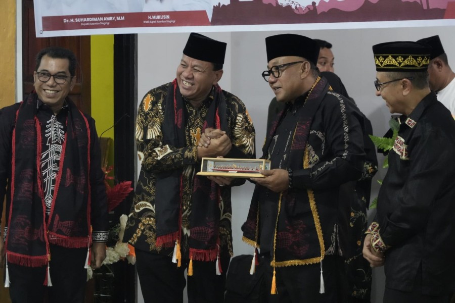 Wali Kota Tanjungpinang Puji Kekompakan Warga Kuansing,  Apresiasi Kepedulian Bupati