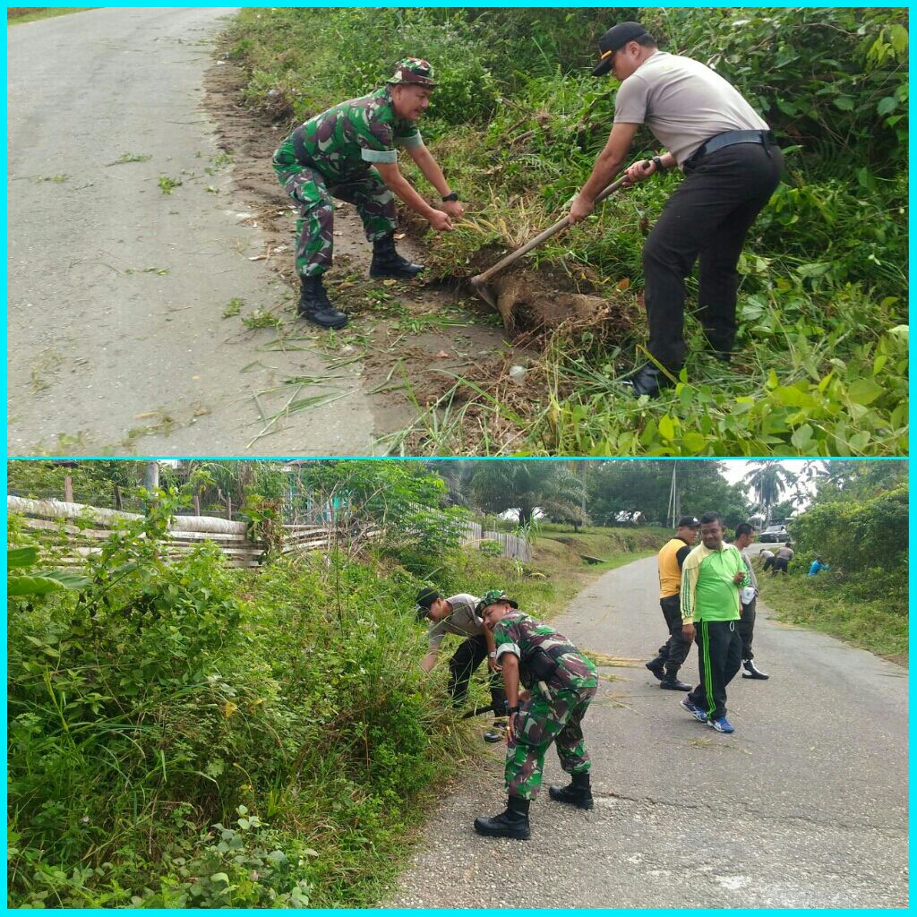 Pelda Damanhuri Bersama Masyarakat Melaksanakan Karya Bakti Bersihkan Bahu Jalan Desa Logas.