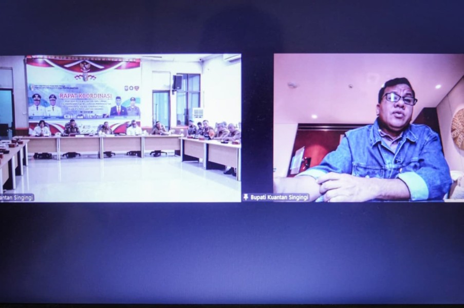 Bupati Kuansing Suhardiman Amby Buka Rakor PPNS Melalui Zoom 