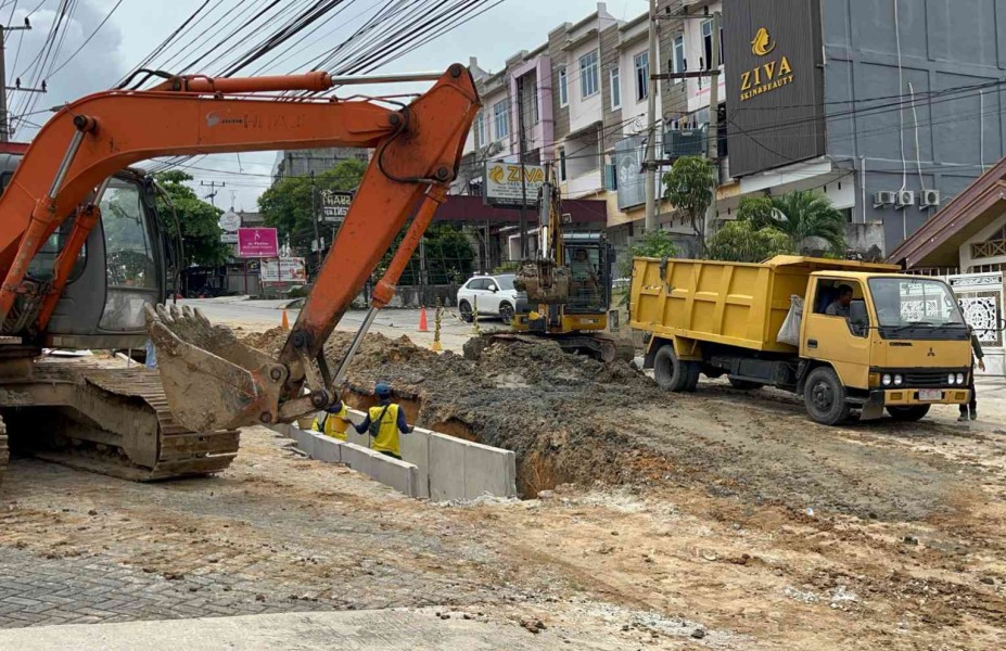 Perbaikan Jalan Lobak Pekanbaru Dikebut, Target 4 Pekan Rampung