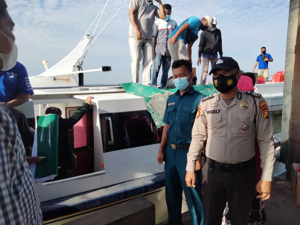 PPKM Mikro, Polsek Kuala Kampar Cek Penerapan Prokes di Pelabuhan