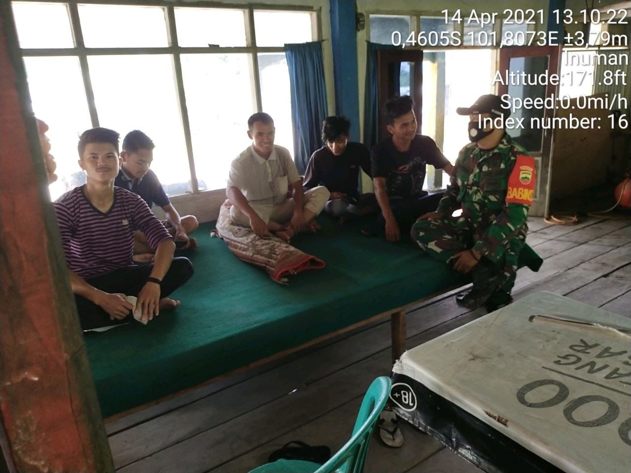 Babinsa Koramil 06/Cerenti Dim 0302/Inhu Melaksanakan Komsos Dengan Warga Binaan