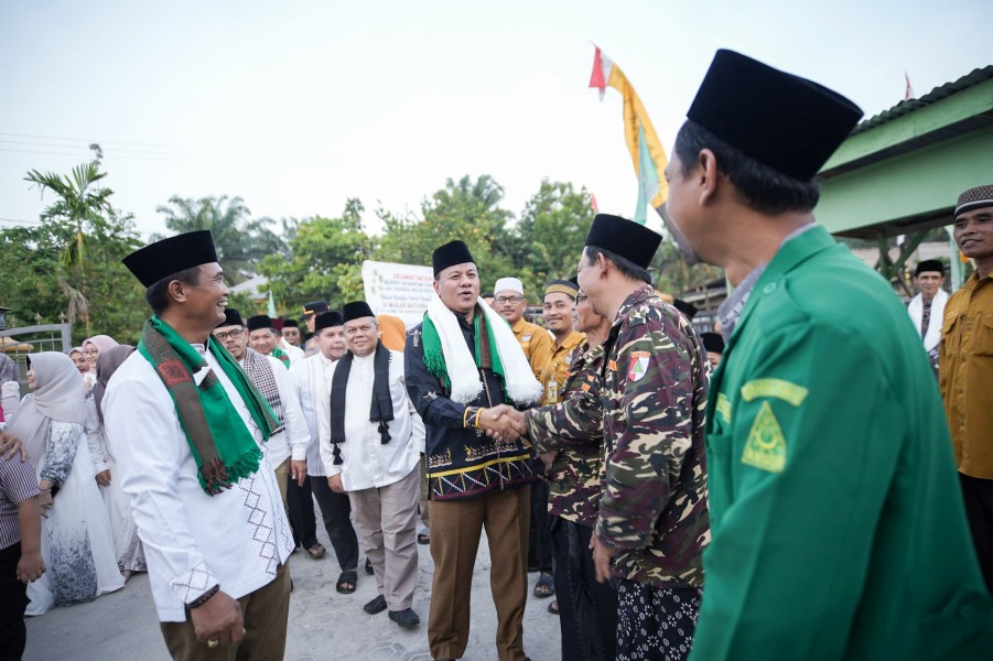 Bupati Kuansing Suhardiman Amby dan Rombongan Melaksanakan Safari Ramadhan di Kecamatan Singingi Hilir 