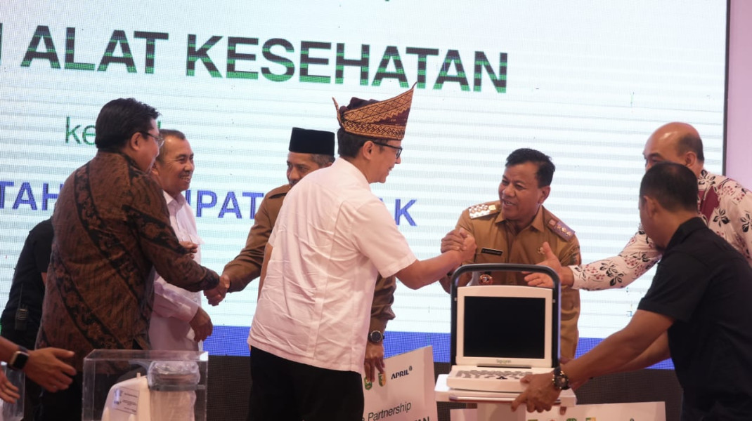 Dihadiri Menkes  Bupati  Kuansing Terima Bantuan Alkes Dari PT RAPP