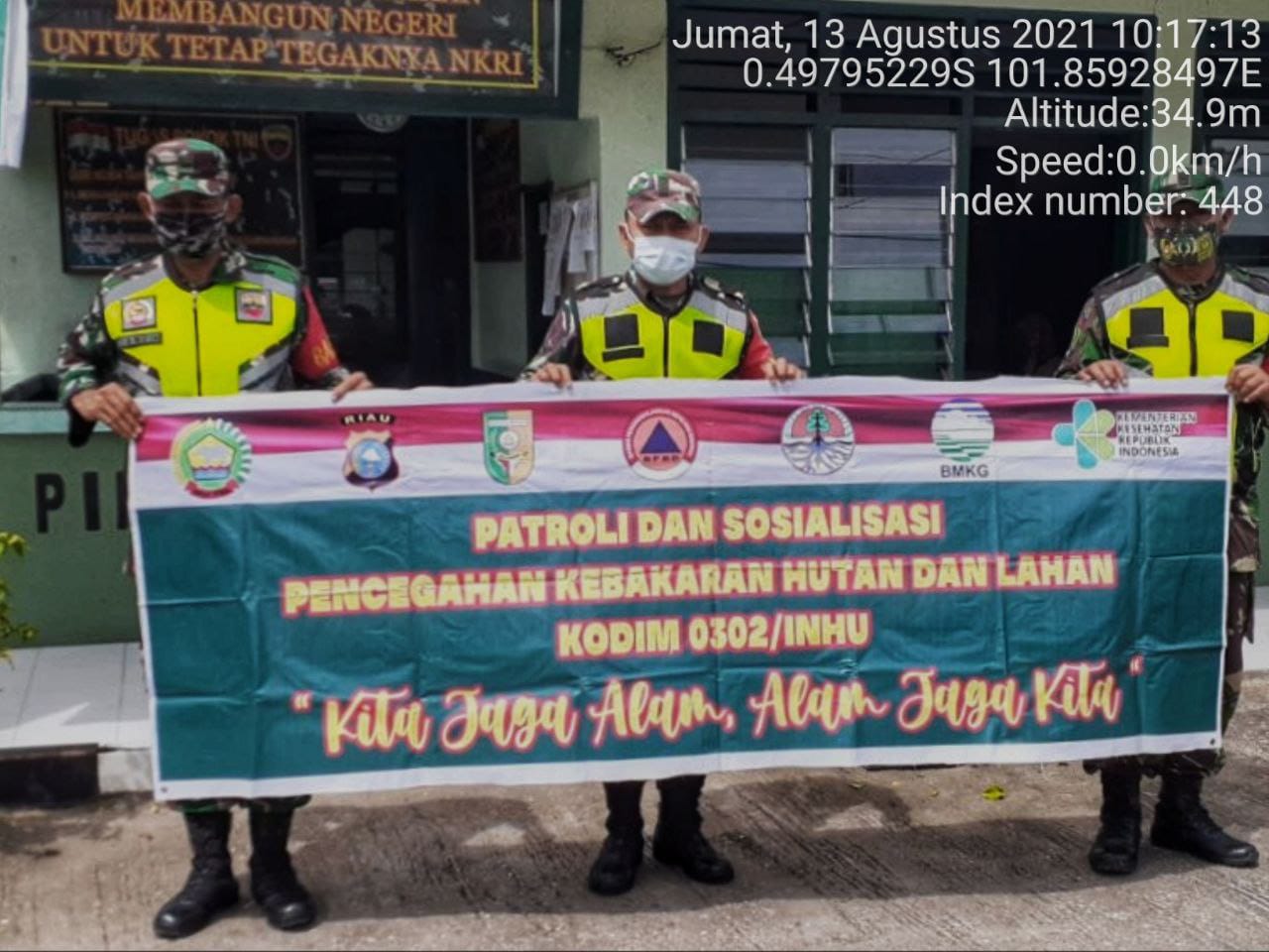 Upaya Babinsa Koramil 06/Cerenti Kodim 0302/ Inhu Laksanakan Patroli Untuk Cegah Kebakaran Hutan Dan Lahan Desa Kampung Baru Timur Kecamatan Cerenti