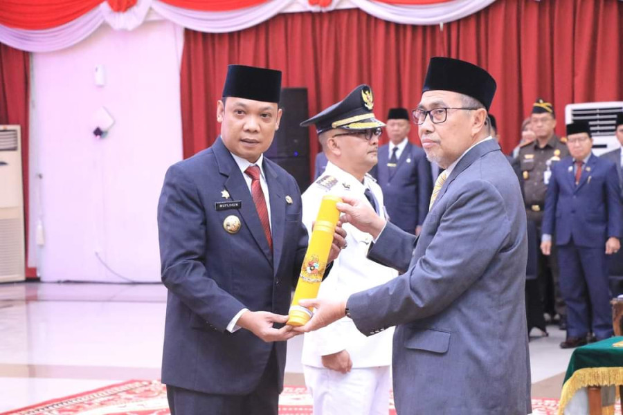 Terima SK Perpanjangan Masa Jabatan sebagai Pj Wali Kota Pekanbaru, Muflihun Siap Tuntaskan 'PR' dari Gubri