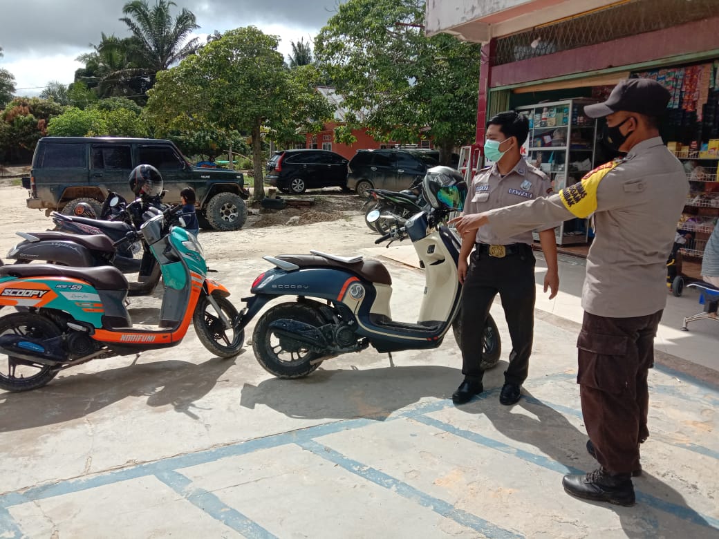 Polsek Langgam Giatkan Patroli Antisipasi Aksi C3 dan Sosialisasikan Prokes