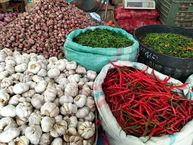 Jelang Nataru, Harga Bahan Pokok di Pekanbaru Naik Signifikan