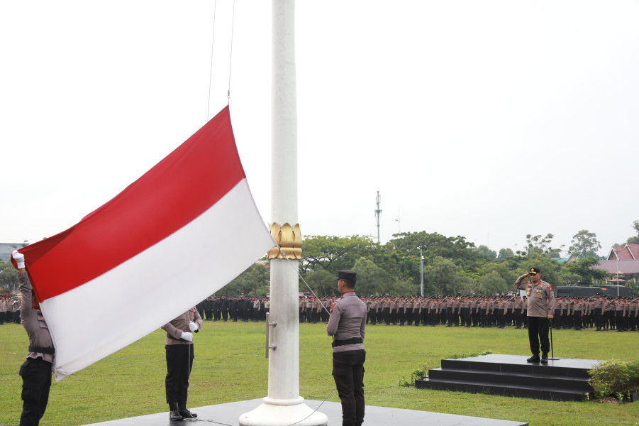 Wakapolda Riau Pimpin Upacara Hari Kesadaran Nasional, Perkuat Nasionalisme dan Patriotisme