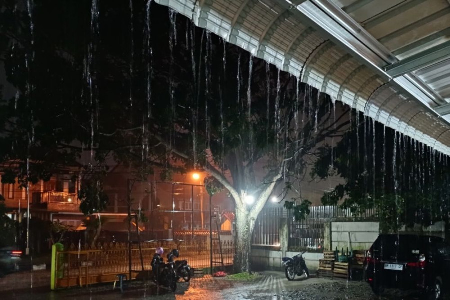 BMKG Rilis Prakiraan Cuaca Riau 13 November 2023: Potensi Hujan Ringan hingga Lebat