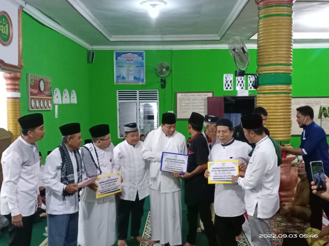 Safari Subuh, Plt Bupati Kuansing Drs.H.Suhardiman Amby., Ak, MM Jalan Tanjung Medan Segera Di Perbaiki