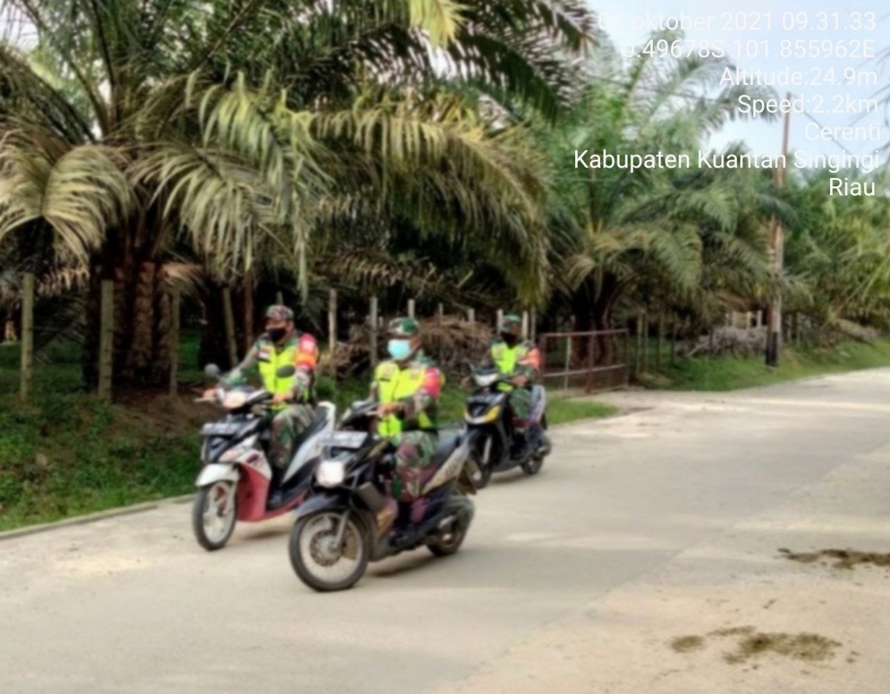 Cegah Karhutla  Babinsa Koramil 06/Cerenti Kodim 0302/ Inhu Laksanakan Patroli di Koto Cerenti