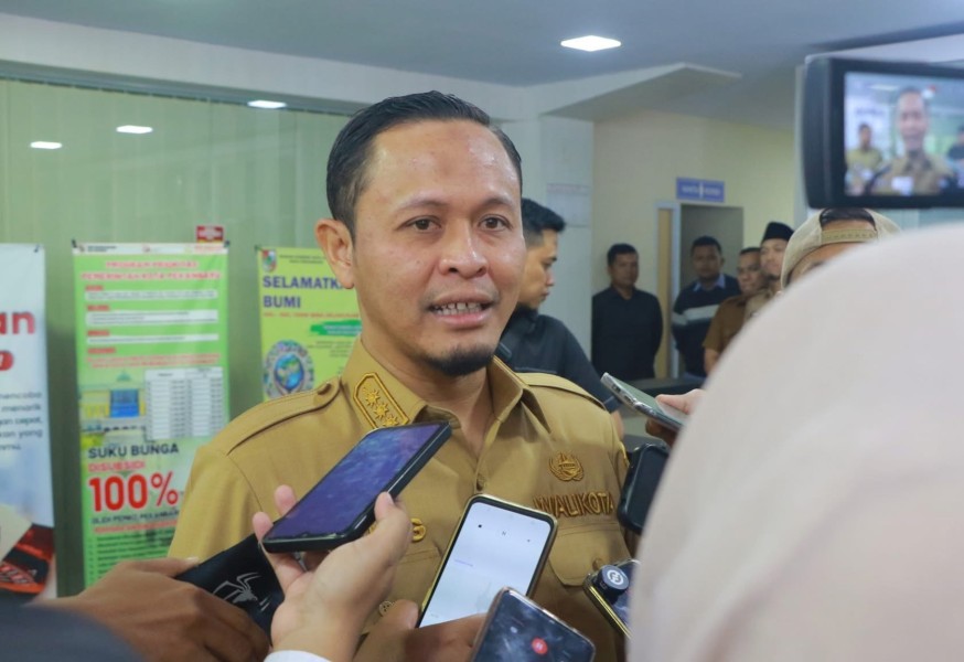 Perawatan Jalan Jadi Fokus, Wali Kota Pekanbaru Dorong Lelang Proyek Dipercepat