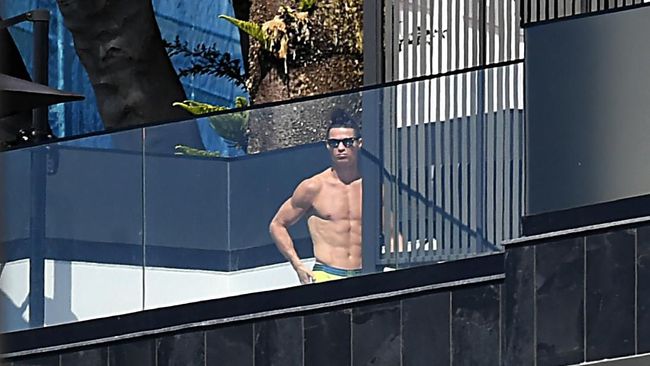 Ternyata Rumah Mewah Cristiano Ronaldo Bisa Kemalingan Juga!
