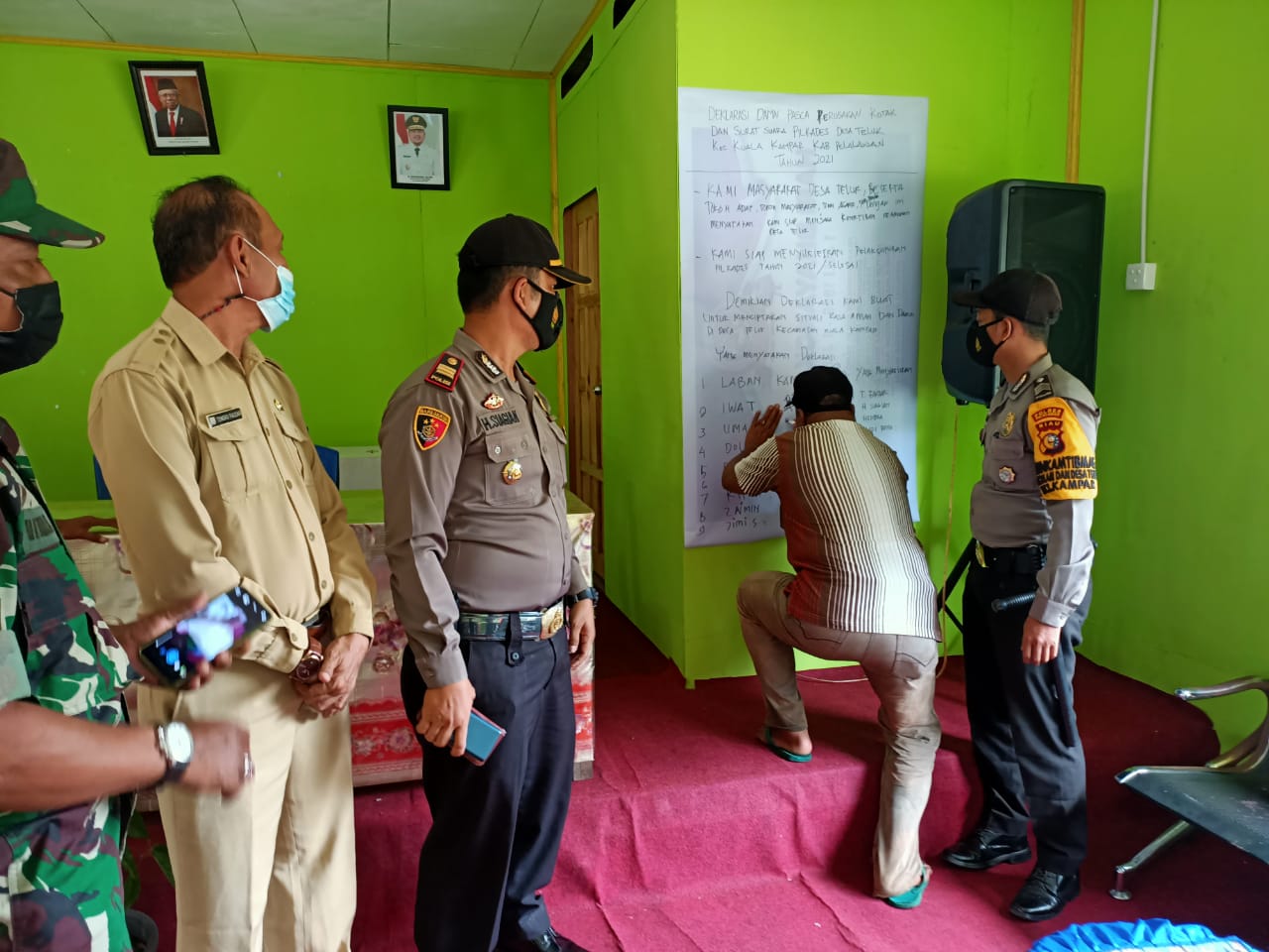 Polsek Kuala Kampar Amankan Deklarasi Damai di Desa Teluk