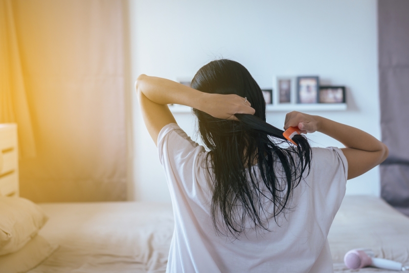 Inilah 2 Alasan Mengapa Anda Dilarang Tidur dengan Rambut Basah