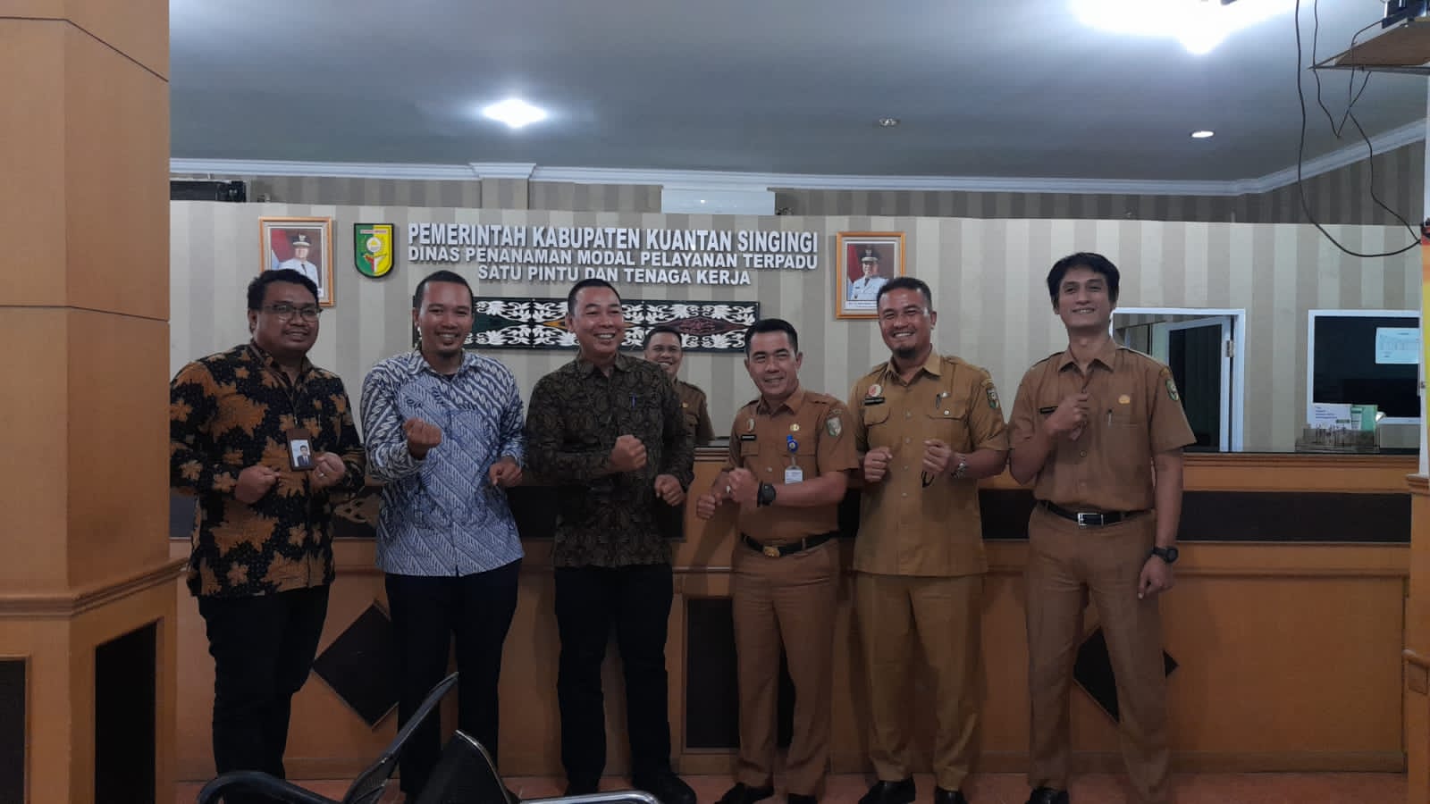 Tingkatkan Mutu Pelayanan, Ombudsman RI Sambangi Dinas PMPTSP Naker Kuansing 