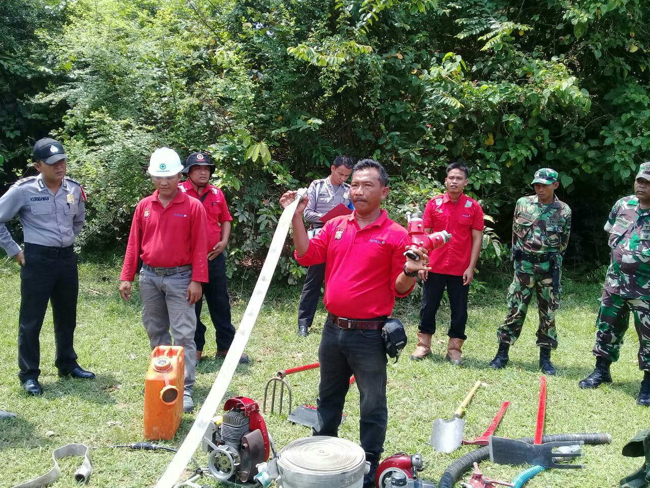 Serka Junaidi Menghadiri Pelatihan Dan Penyegaran Kepada Masyarakat Peduli Api (MPA) Di Polsek Kuantan Hilir.