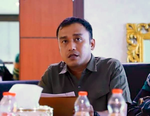 Pemko Pekanbaru Tertibkan Angkutan Sampah Liar, DLHK Tempatkan Pengawas di Trans Depo