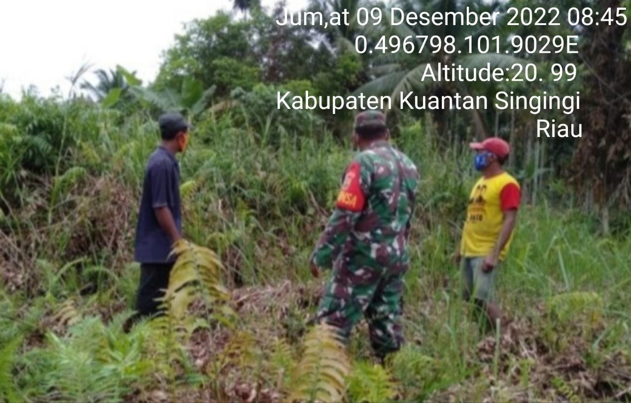 Setiap Hari Babinsa Koramil 06/ Cerenti Dim 0302/ Inhu Laksanakan Patroli dan Sosialisasi Kepada Masyarakat