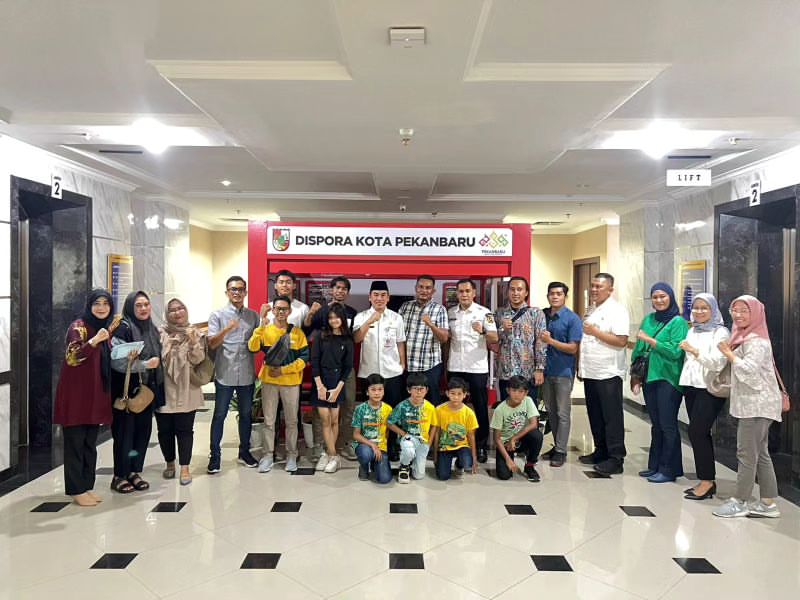 Kadispora Pekanbaru Apresiasi Tim Sepatu Roda Raih Juara Umum pada Kejurda Sepatu Roda Tingkat Provinsi Riau