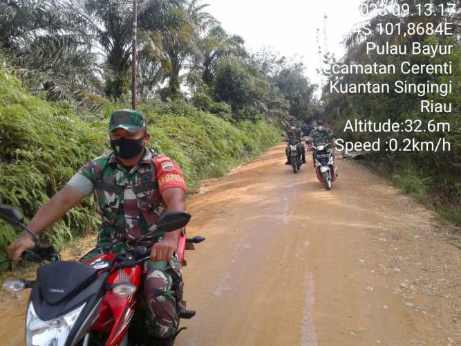 Babinsa Koramil 06/Cerenti Kodim 0302/Inhu Tingkatkan Sosialisasi Dan Patroli Karhutla Didesa Pulau Bayur Kecamatan Cerenti